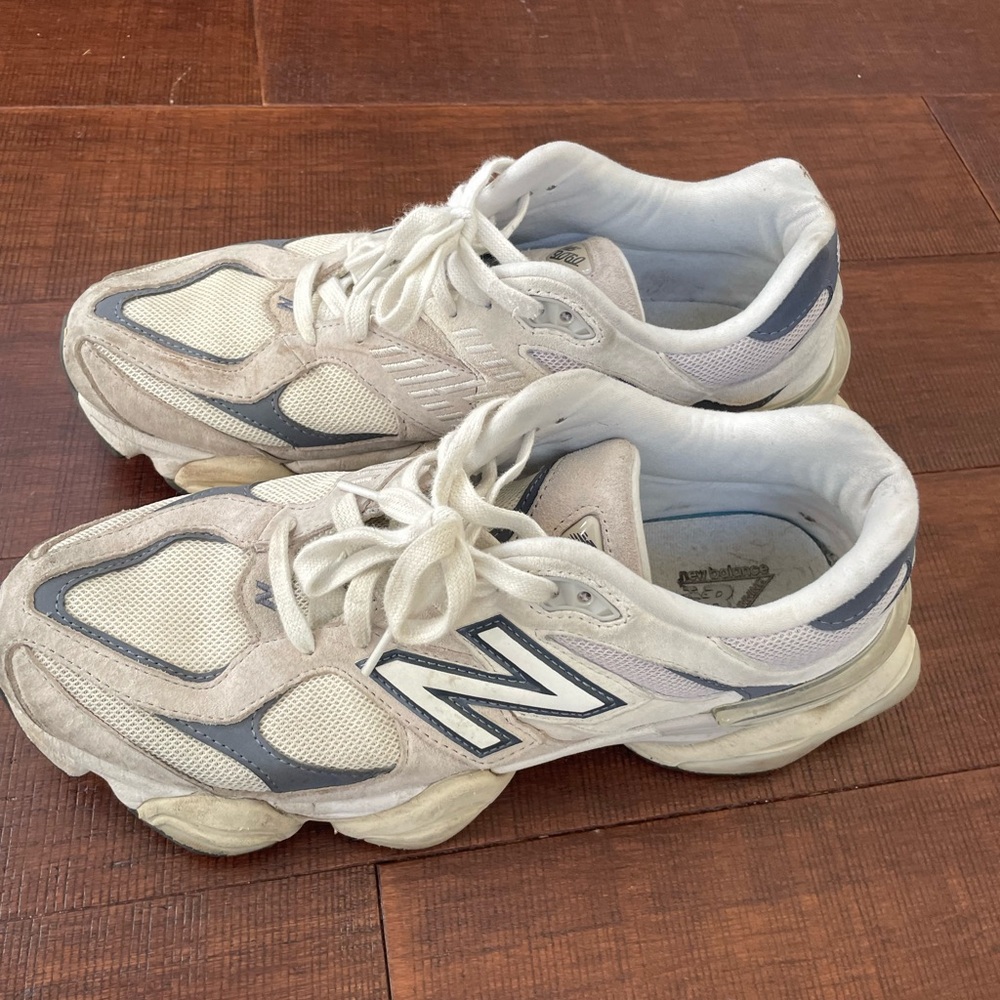 New Balance 9060
